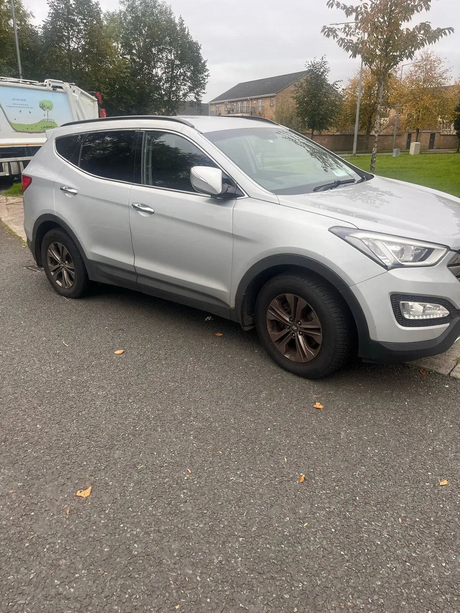 Hyundai Santa Fe - Image 1