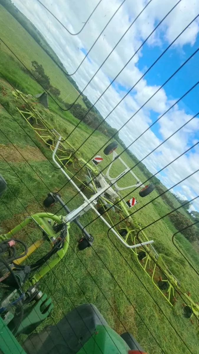 10 rotor class tedder - Image 3