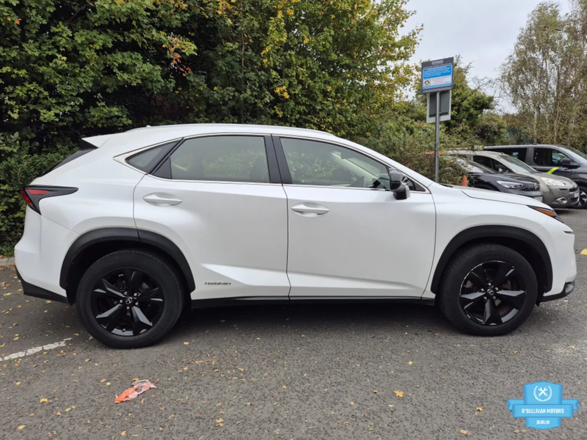 Lexus NX /2017/SPORT/2.5 PETROL HYBRID/AUTO - Image 4