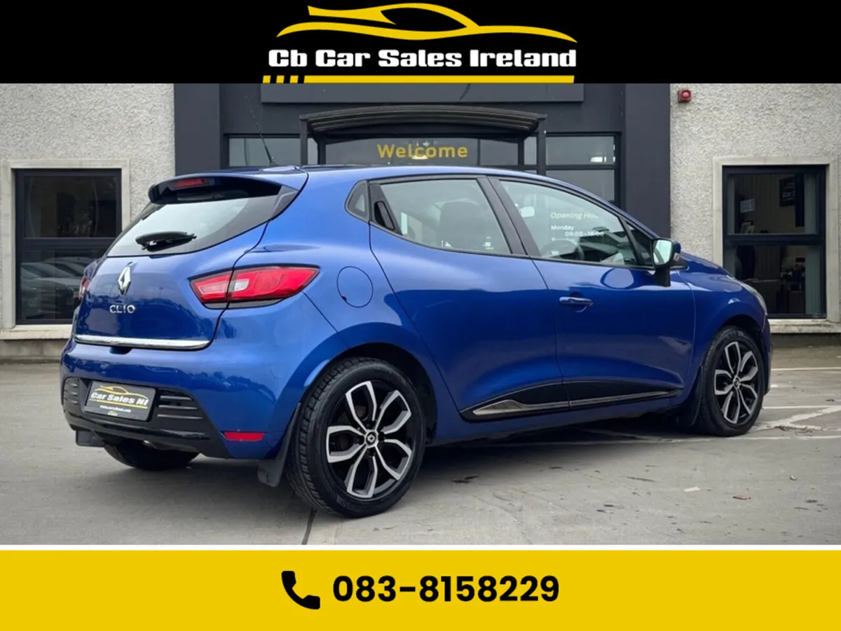 Renault Clio 0.9 TCe Play Hatchback 5dr Petrol Man - Image 3