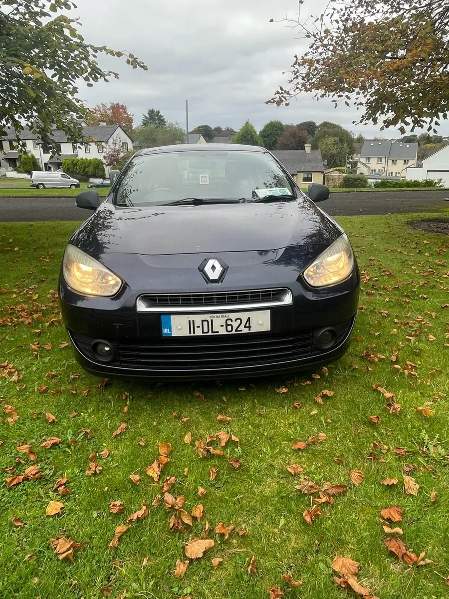 2011 Renault fluence NCT 01,2026 tax 12.25 - Image 2