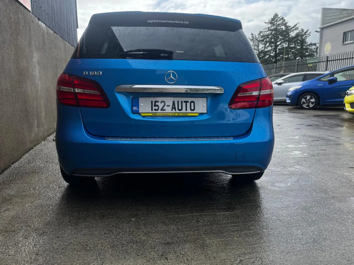 Mercedes-Benz B-Class B180 PETROL AUTOMATIC - Image 3