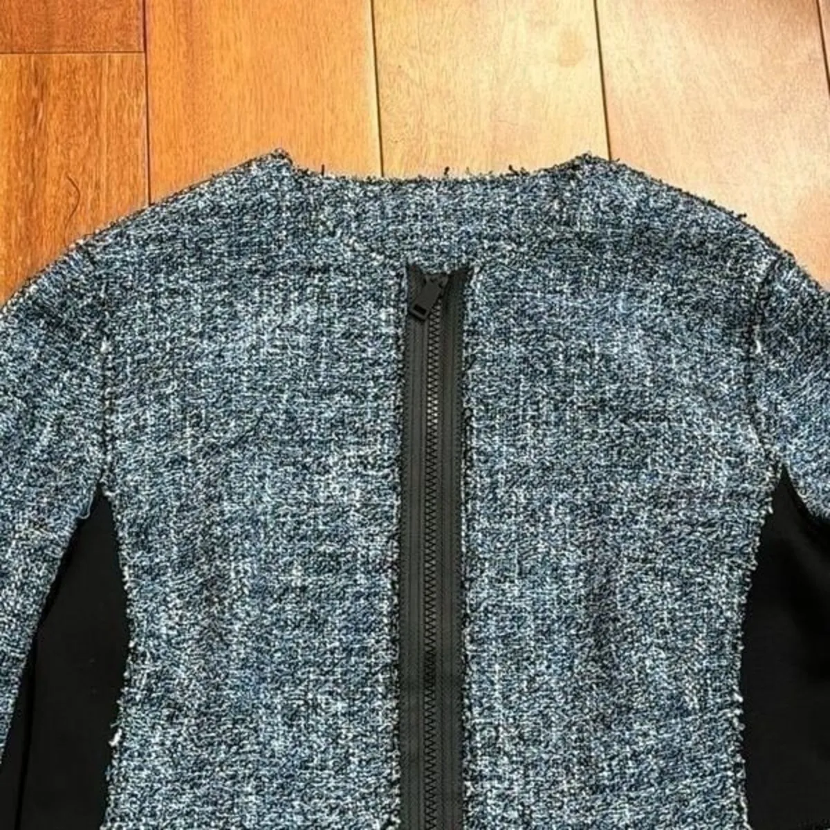 ELI TAHARI Blue Tweed Zipper Jacket - Image 3