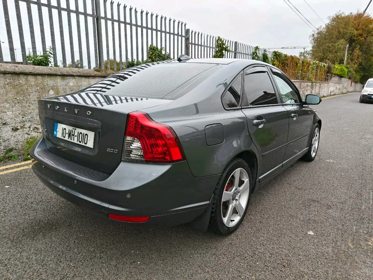 Volvo S40 - Image 3