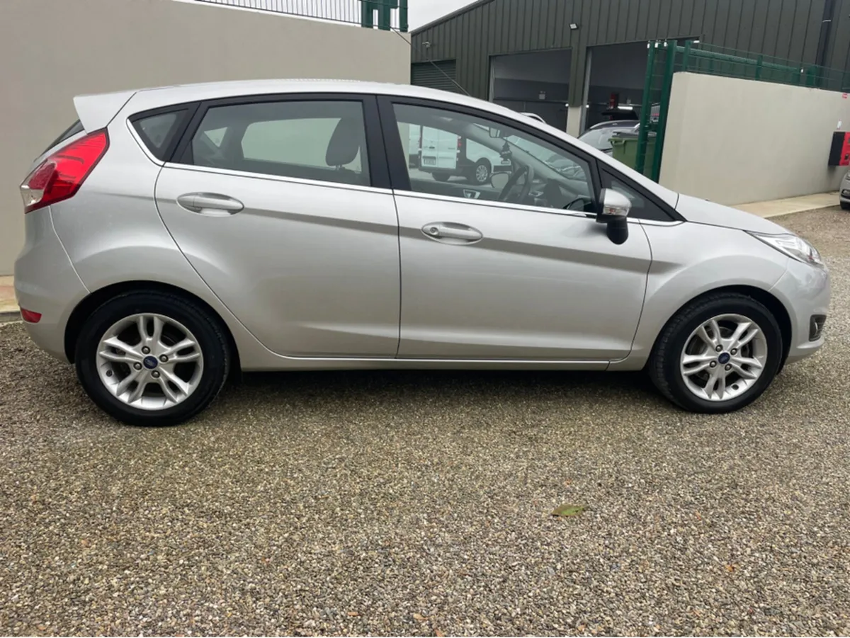 Ford Fiesta 1.25 Zetec - Image 3