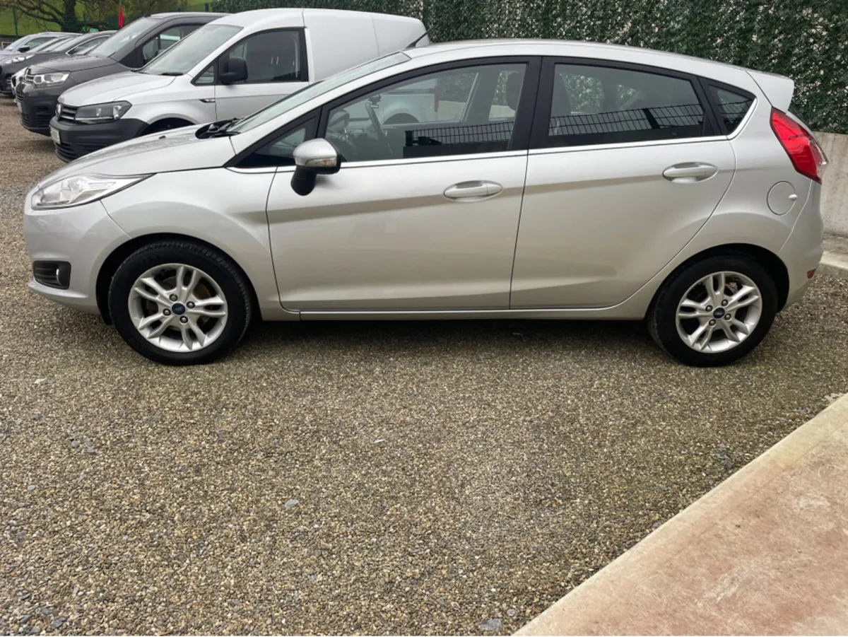 Ford Fiesta 1.25 Zetec - Image 4