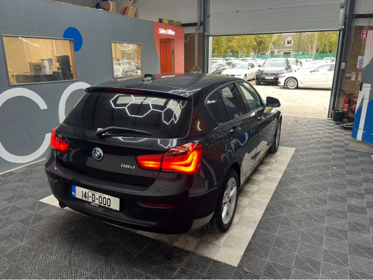 BMW 1-Series 2016 BMW 1 SERIES 118D AUTOMATIC 2.0 - Image 2