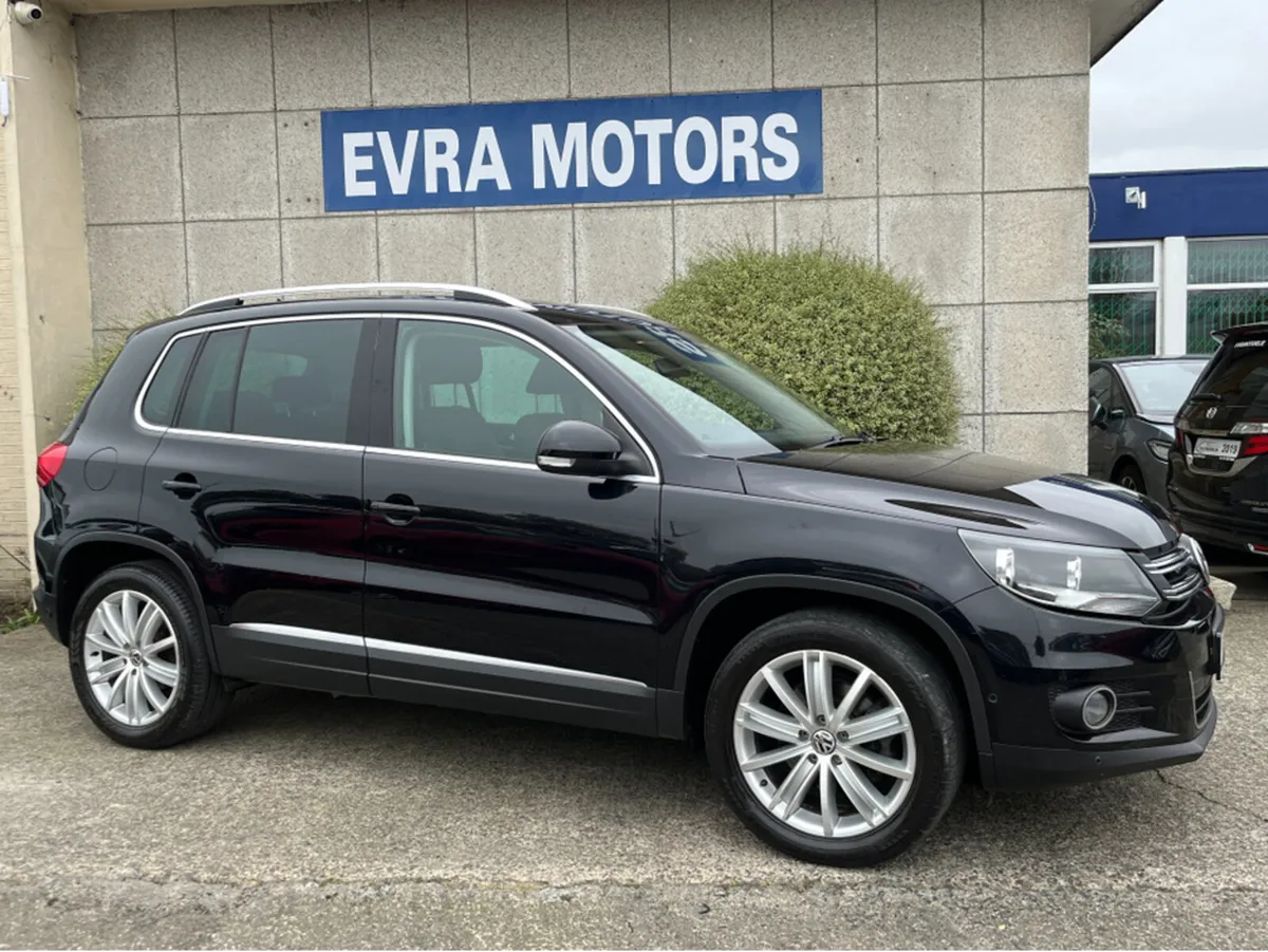 Volkswagen Tiguan SPORT 2.0 DIESEL //PANORAMIC GLA - Image 3