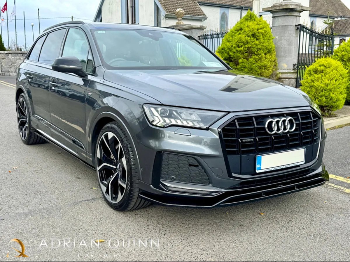 Audi Q7 3.0 45 TDI BLACK EDITION QUATTRO==7 SEATER - Image 4