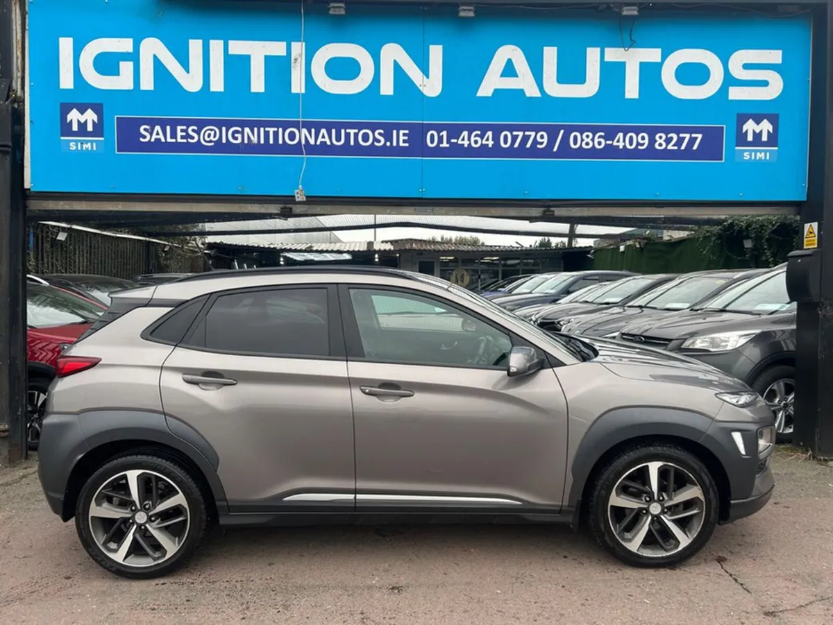 Hyundai KONA 1.0 PETROL, PREMIUM MODEL, LOW MILEAG - Image 2