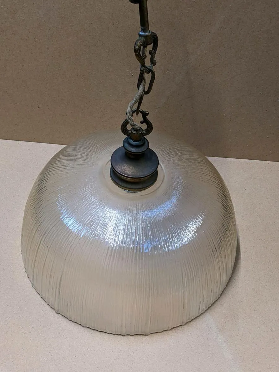 Ceiling Light and Shade (2 Items) - Image 1