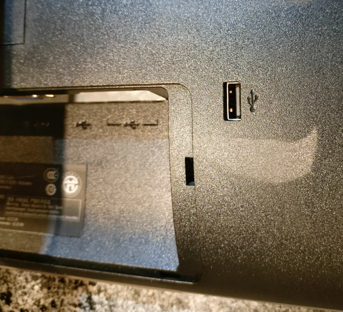 DELL FLAT PANEL MONITOR WITH POWER LEAD (USED). - Image 3