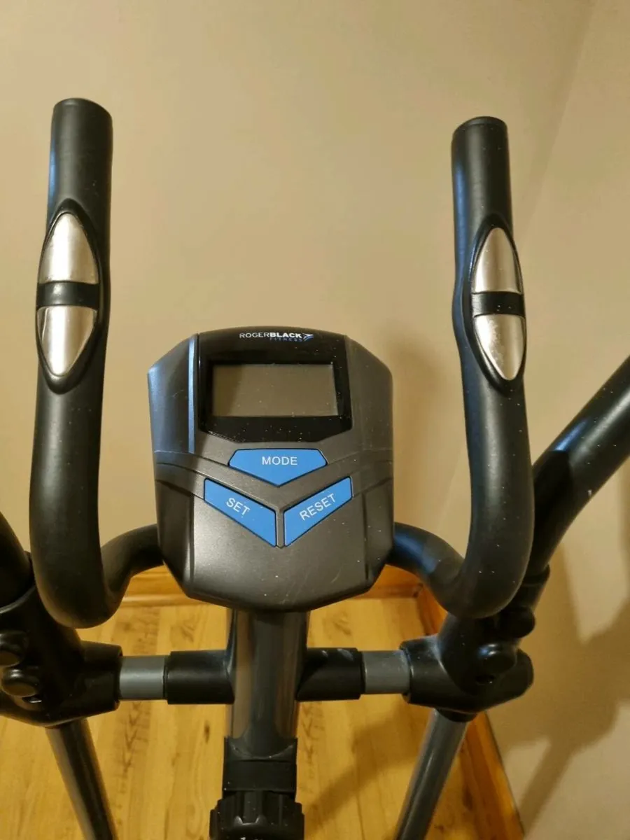 Crosstrainer - Image 1