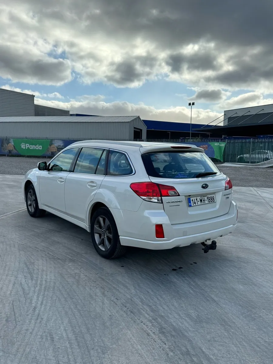 Subaru Outback - Image 4