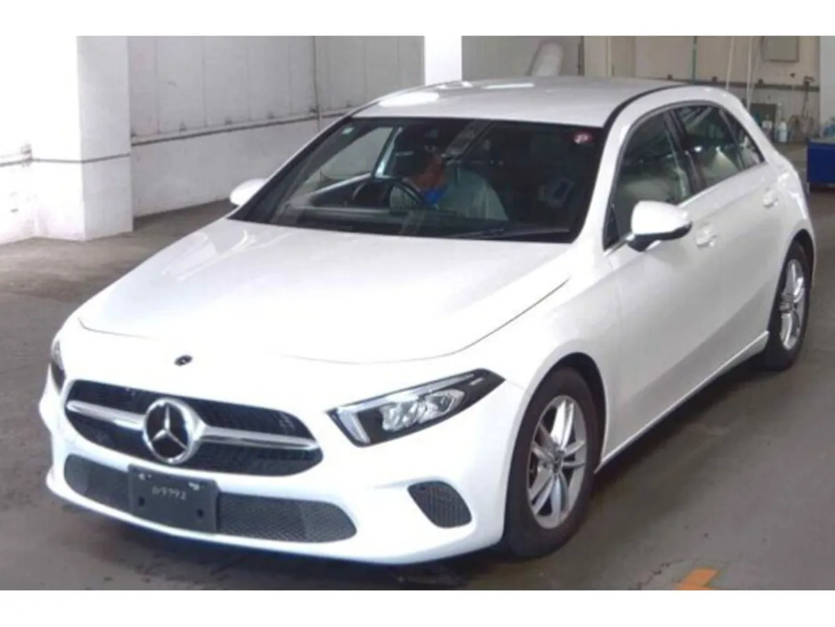 Mercedes-Benz A-Class 1.4 Petrol Auto - Image 3