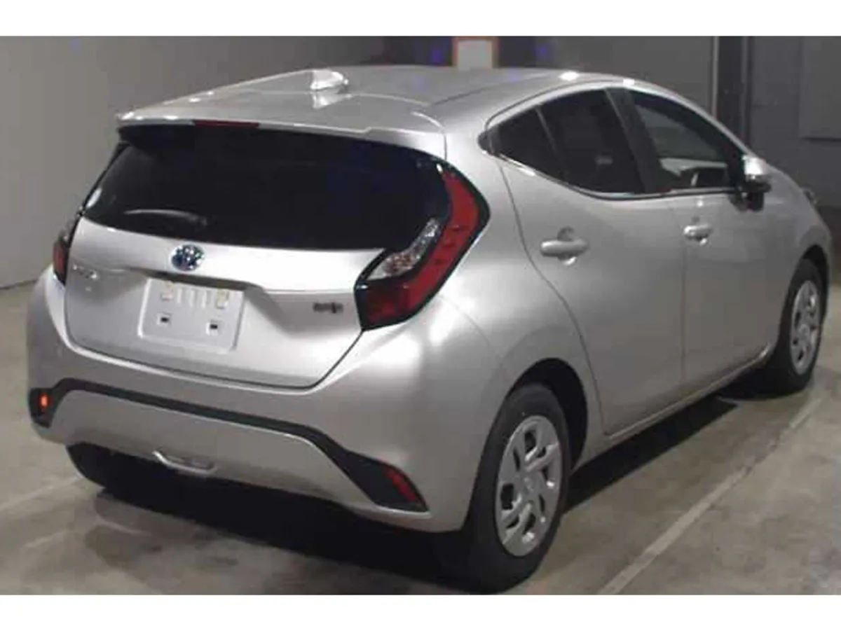 Toyota Aqua 1.5 Petrol Auto - Image 4