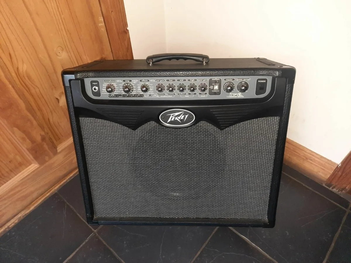 Peavey VYPYR 75 – 75 W Modeling Combo Amp - Image 1