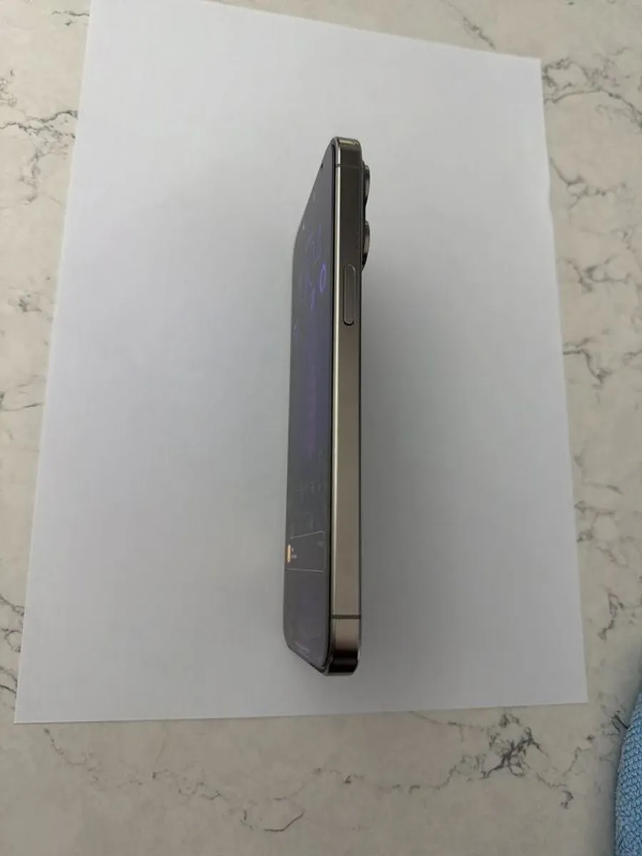 iphone 15 pro max Titanium 256gb SIM free - Image 3