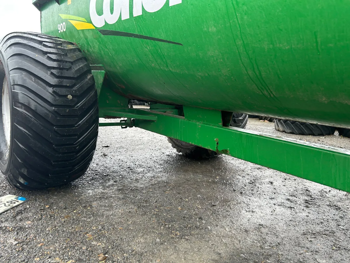 2020 Conor 900 Muck Spreader - Image 2