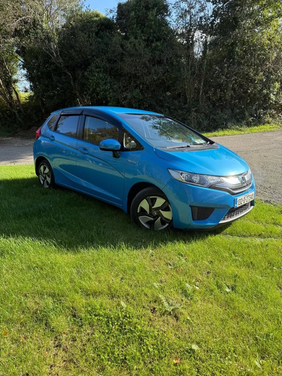 Honda Fit 2013 - Image 3