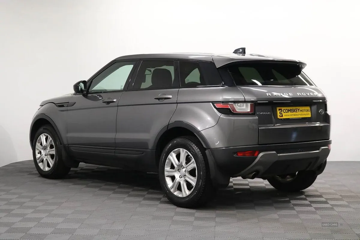 Land Rover Range Rover Evoque TD4 SE Tech - Image 4