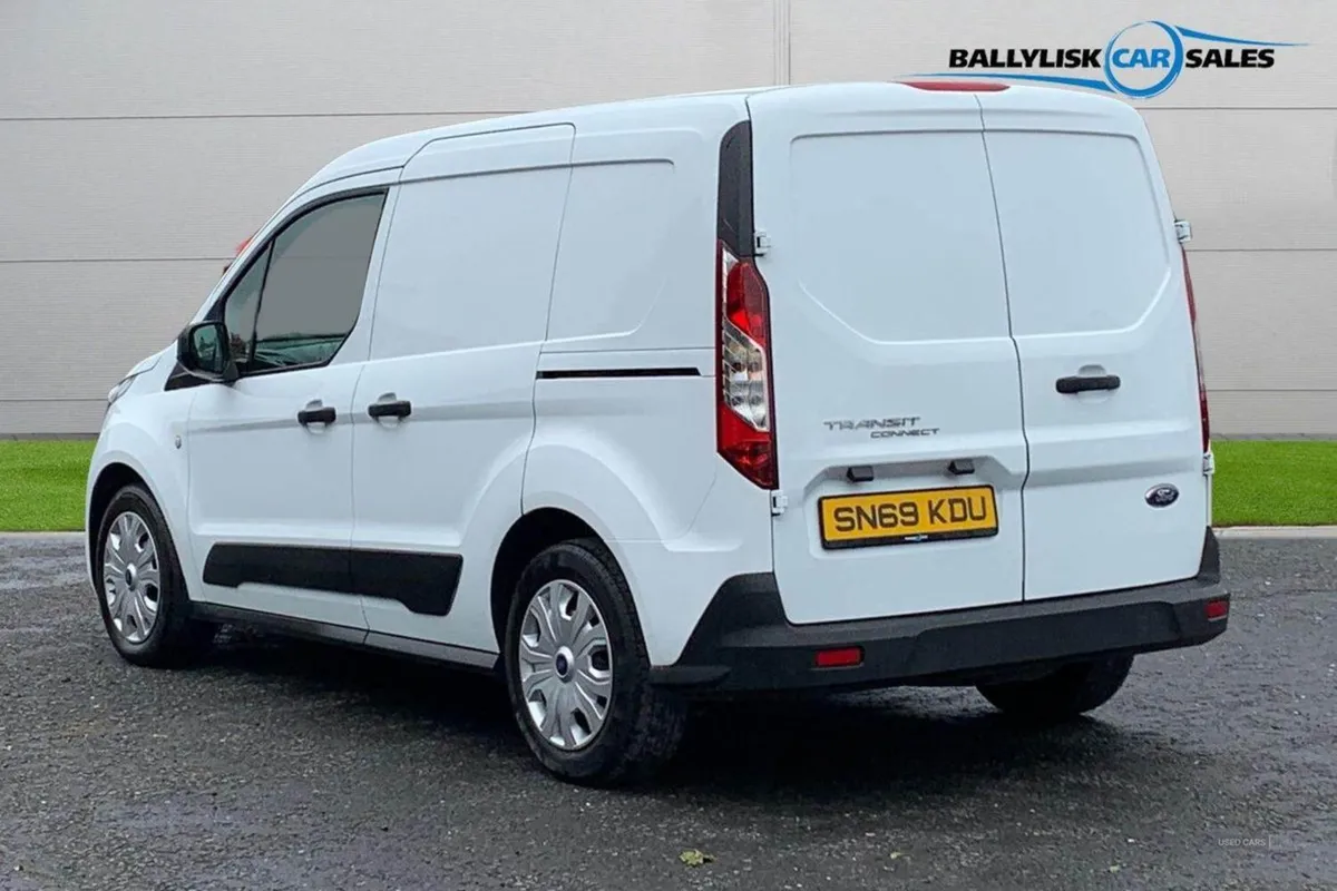 Ford Transit Connect 1.5 200 100PS Trend Panel Va - Image 2