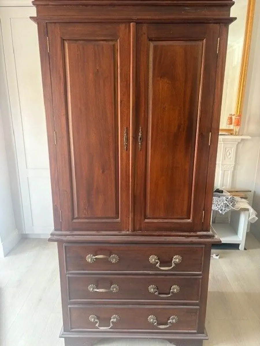 Wardrobe - Image 1