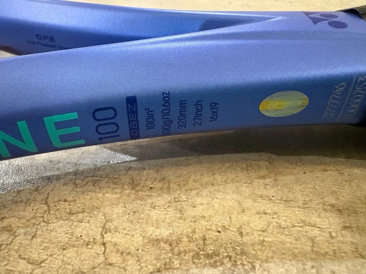 Yonex Ezone 100 Grip 2 - Image 4