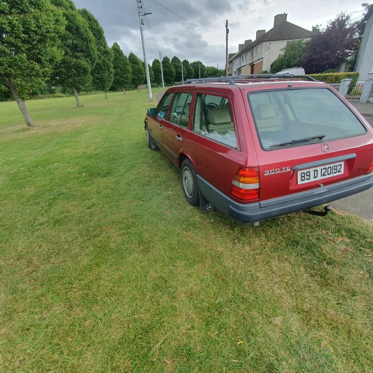 Mercedes-Benz 300te 1989 - Image 4