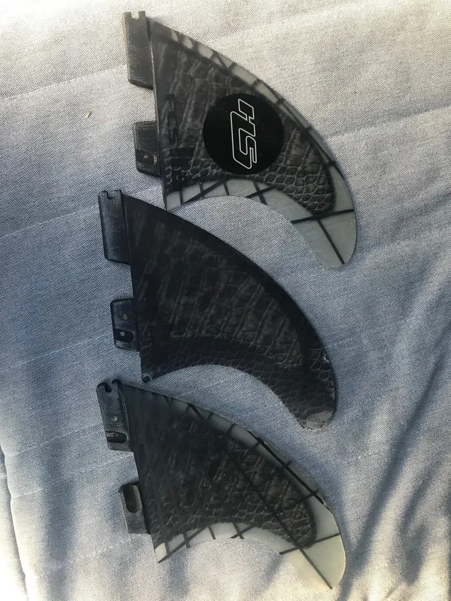FCS II fins Hayden Shapes PC Carbon Large. Surfing