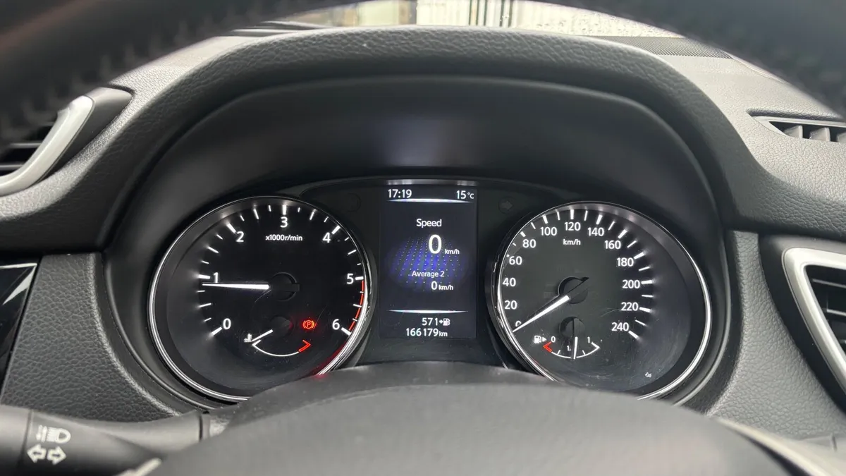 Nissan Qashqai 2016 - Image 3