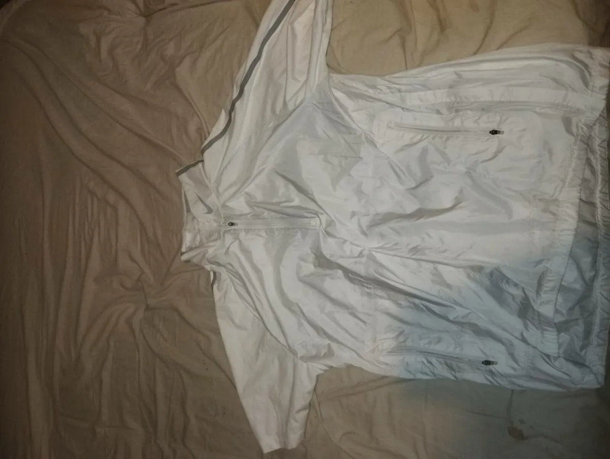 Nike golf jacket - Image 2