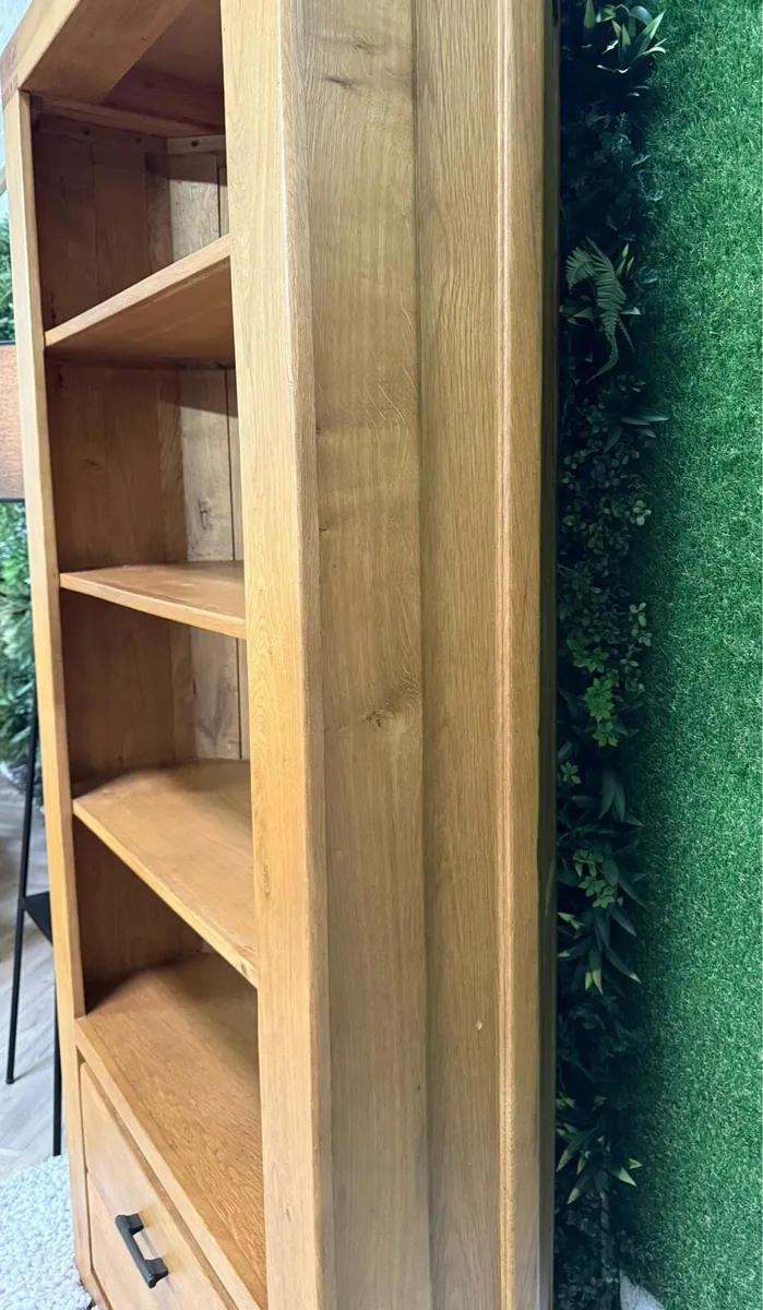 Solid oak display cabinet - Image 4