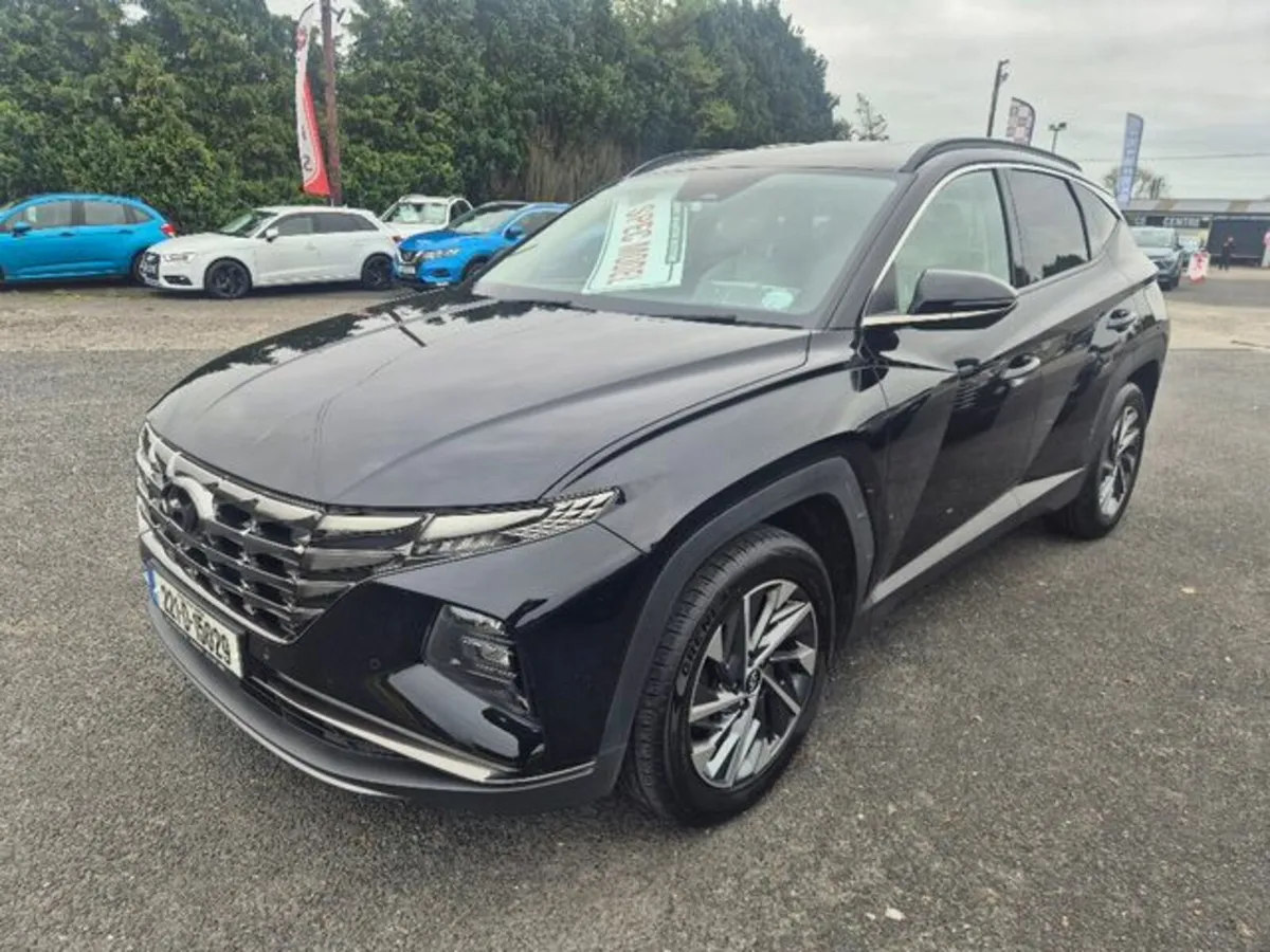 Hyundai Tucson Executive Plus 1.6CRDI Diesel 5DR - Image 3