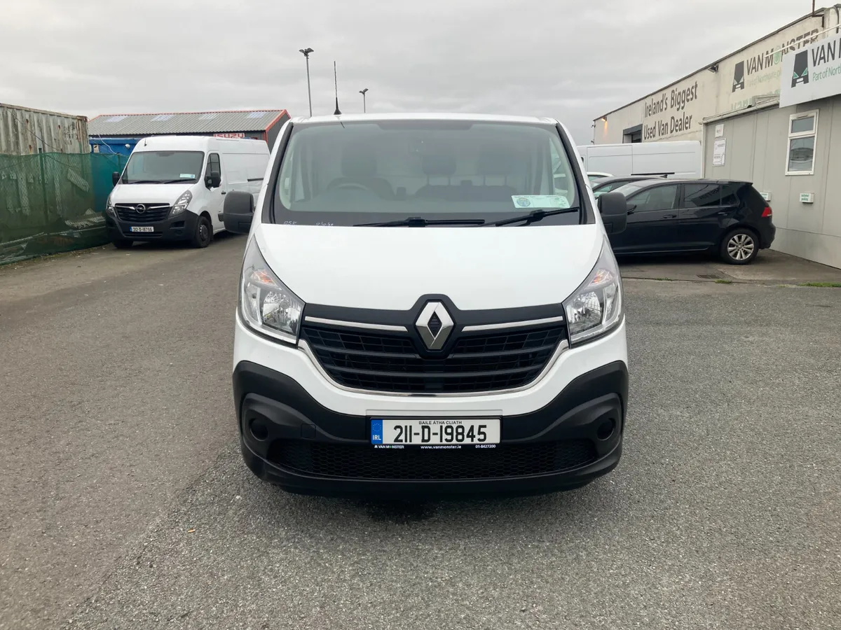 Renault Trafic 2021 - Image 2