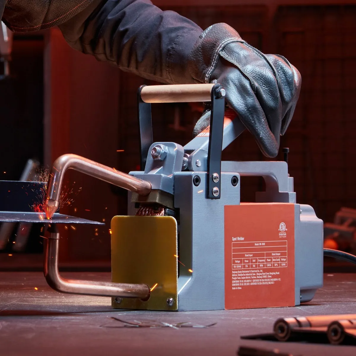 1/8-inch Thick Spot Welder Machine with 1.5KVA Inp - Image 2