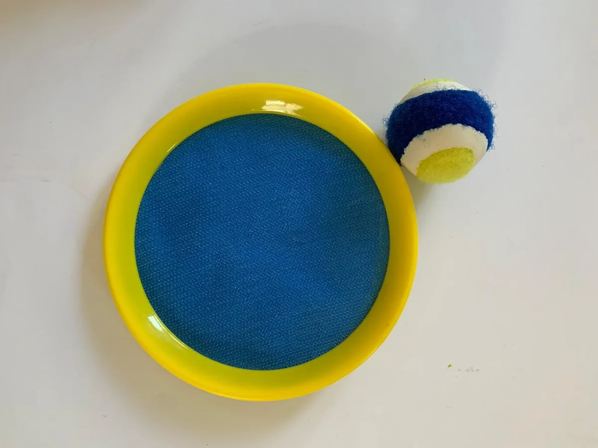 Scratch Velcro Catch Game - Image 1
