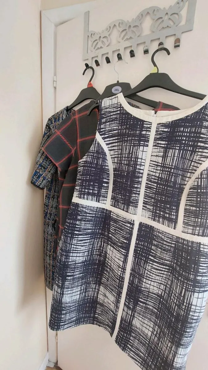 Dresses - Image 4