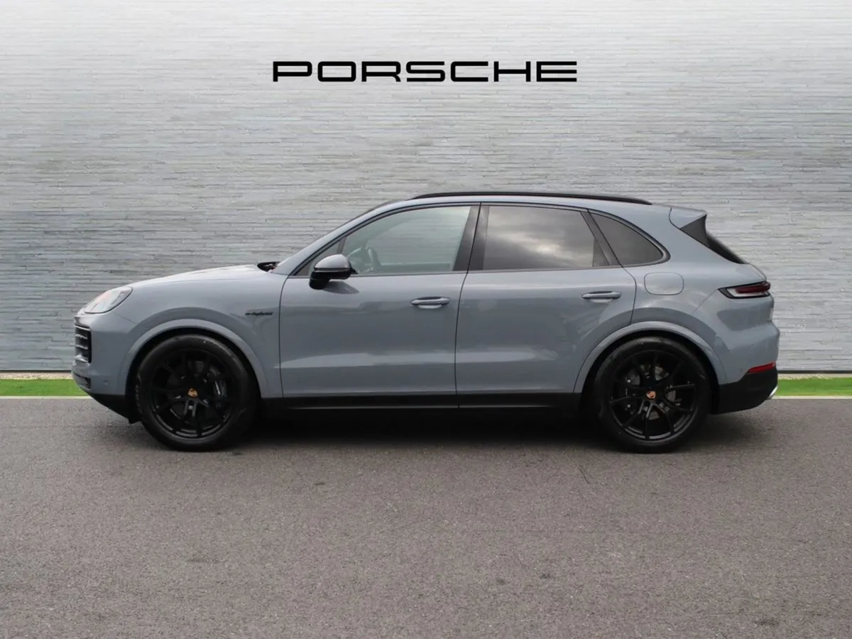 Porsche Cayenne E- Hybrid - Image 4