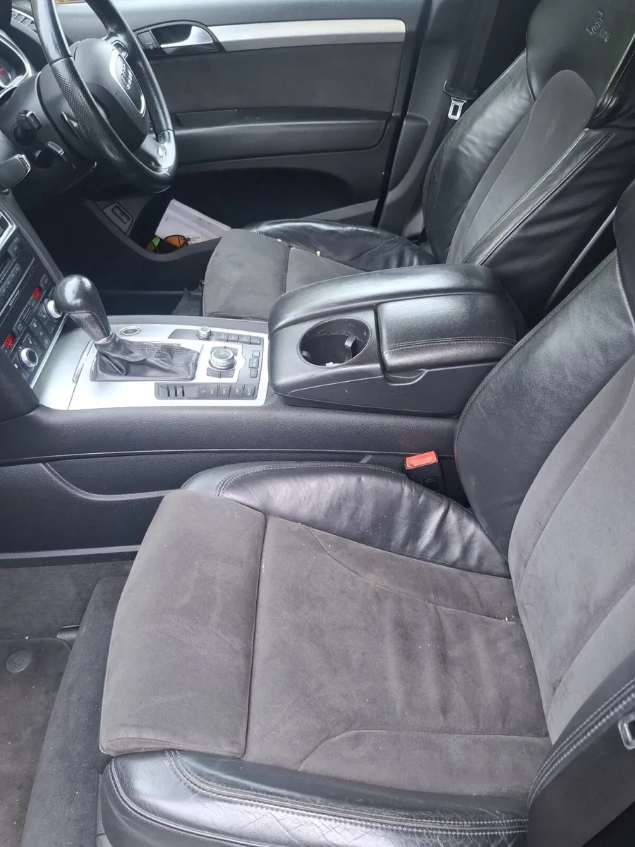 Audi Q7 - Image 4