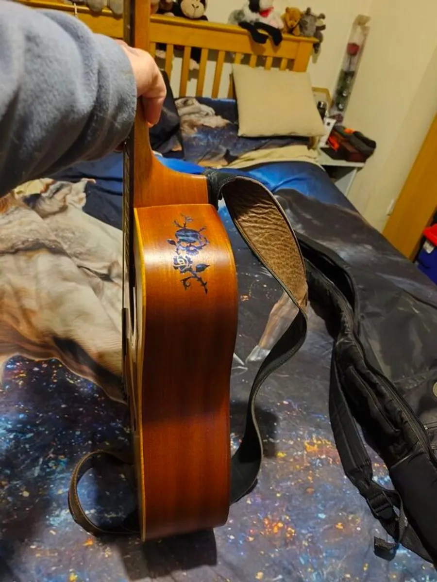 Lag Tramontane Guitar - Image 3