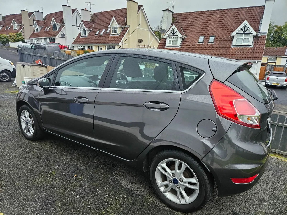 Ford Fiesta 2017 - Image 4