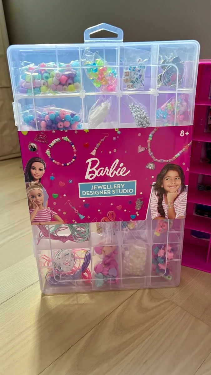 Barbie Malibu House and Jewellery Kit - Image 4