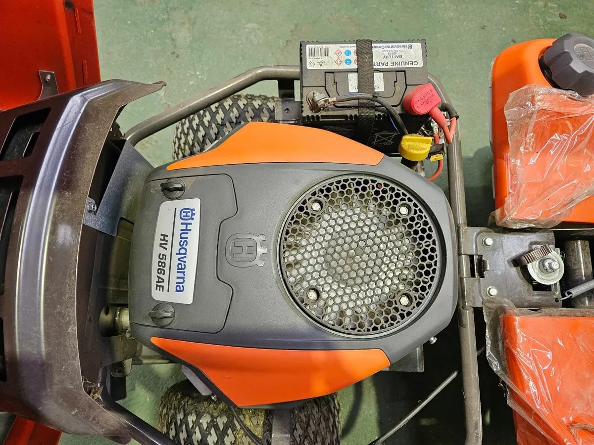 Ride on lawnmowers - Image 4