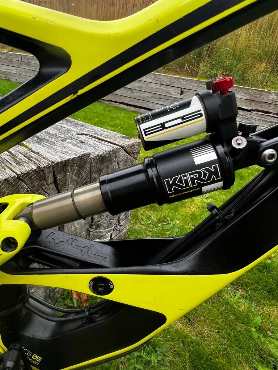 YT Capra - Image 3