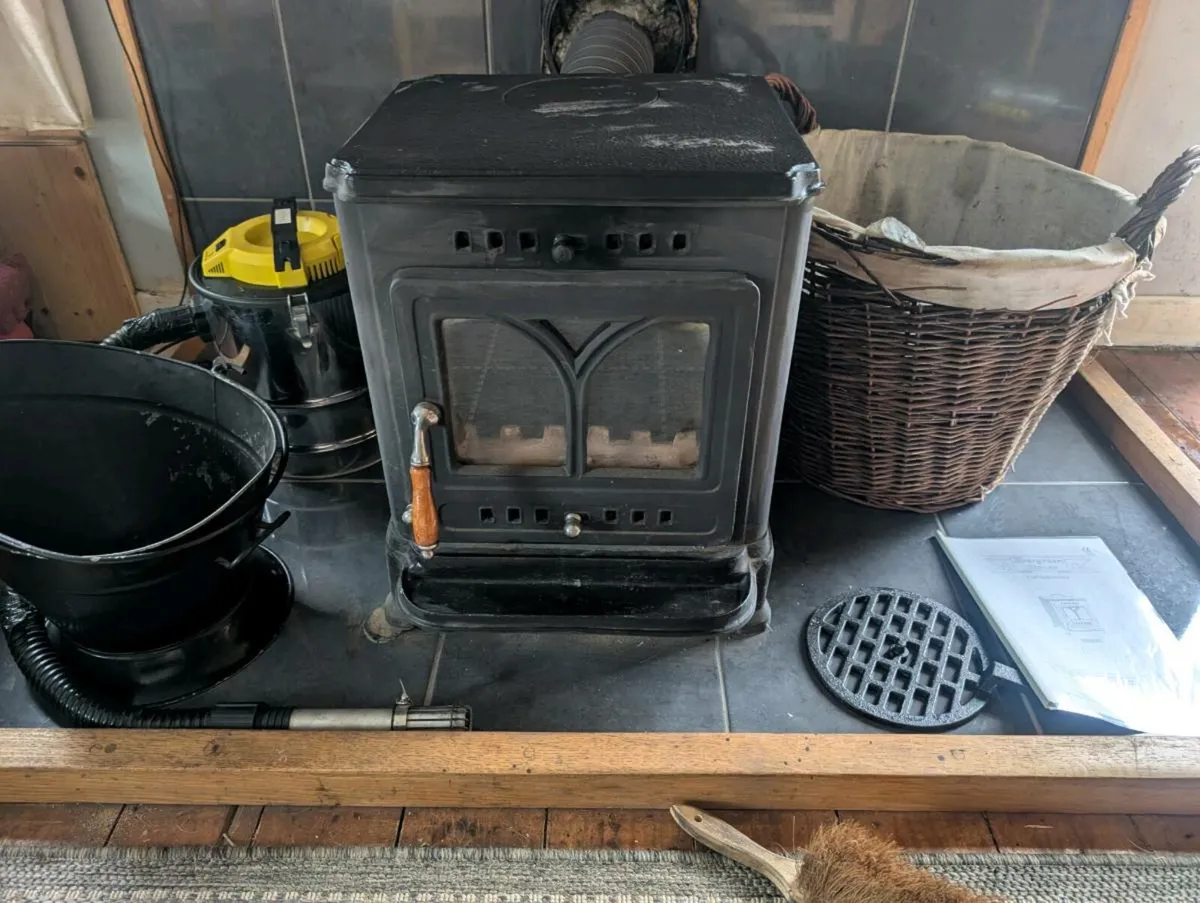 Evergreen Poplar Stove - Image 1
