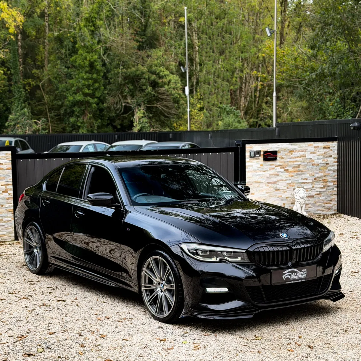 2020 (202)  BMW 330e M-SPORT 290BHP **HUGE VALUE - Image 1