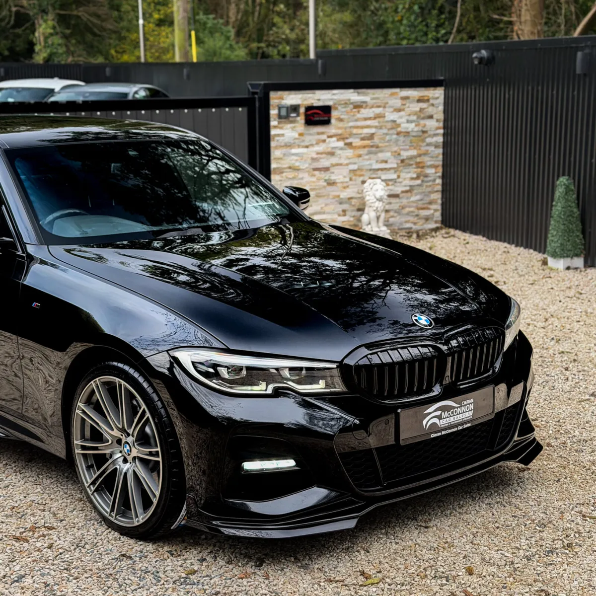 2020 (202)  BMW 330e M-SPORT 290BHP **HUGE VALUE - Image 2