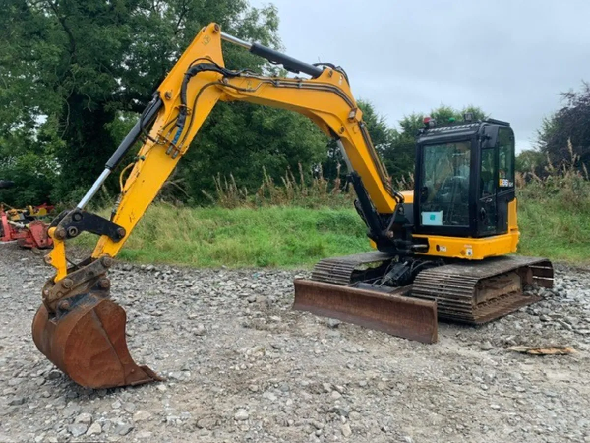 JCB 86C DIGGER (2014), ON 30" PADS : 11018296 - Image 2