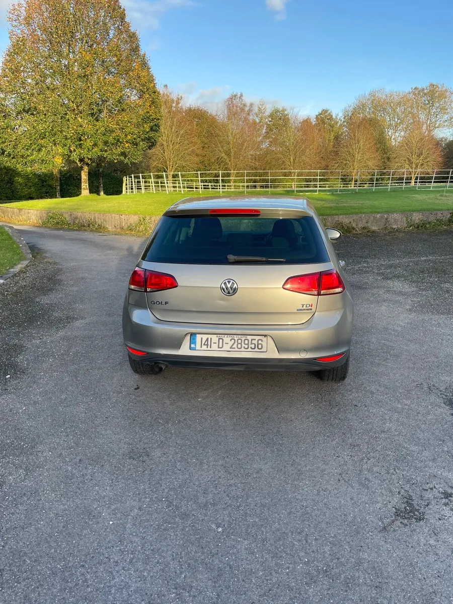 Volkswagen Golf 2014 - Image 2